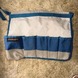 Fiskars Tool Apron for 5 Gallon Bucket